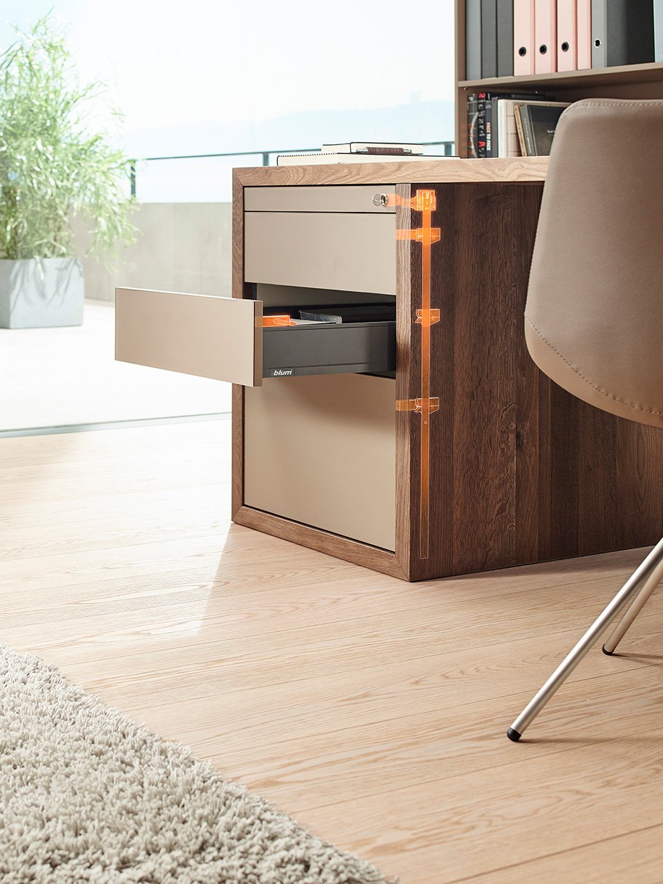 Blum Cabloxx užrakinimo komplektas 4 stalčiams, 800 mm, pilkas-baltas